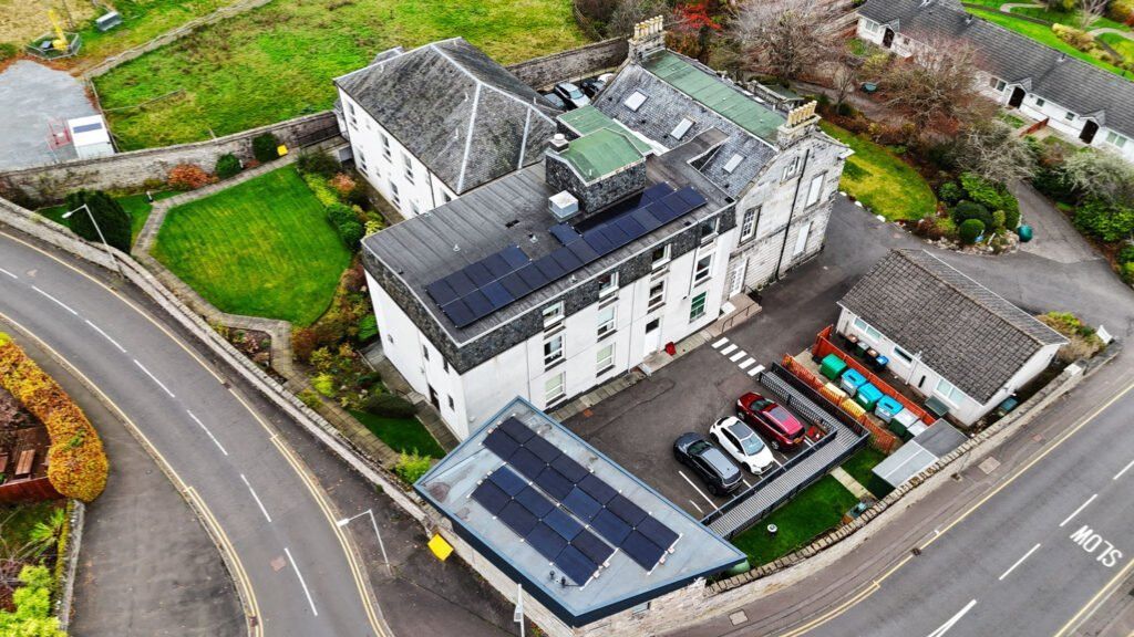 Solar PV Viewlands House